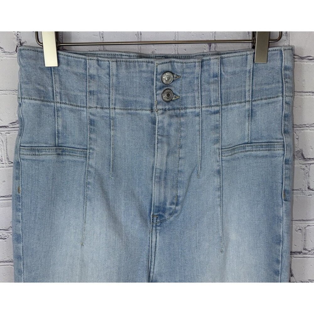 WE THE FREE by FREE PEOPLE Women's Jayde Flare Jeans High Rise Sz 29 Light Wash - Picture 3 of 9